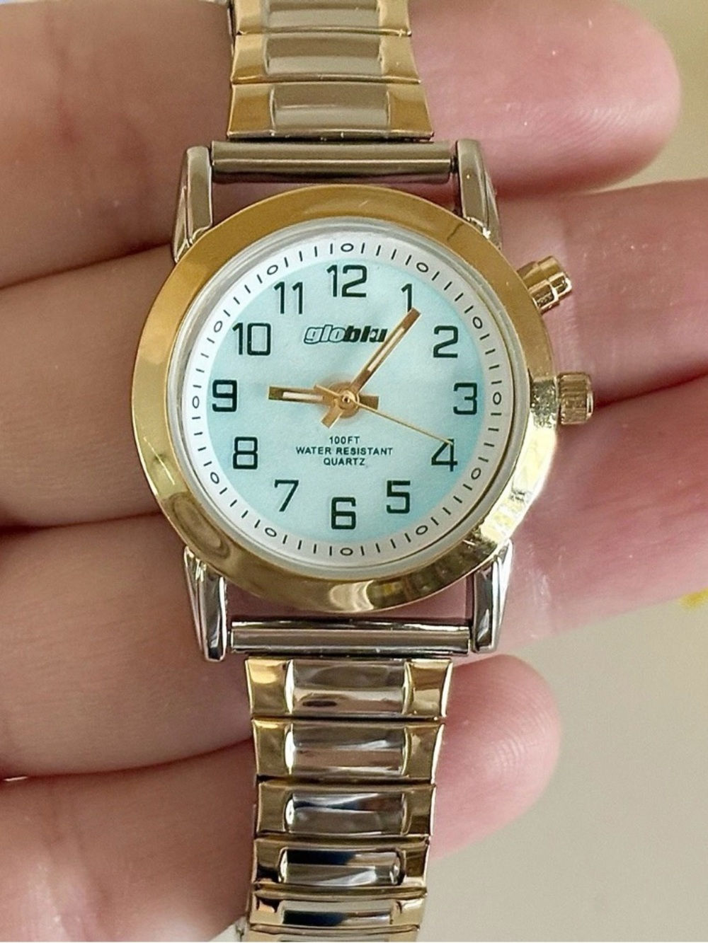 Classic Ladies Globlu Two-Tone Gold/Silver Easy Reader Expansion Watch WORKING!!